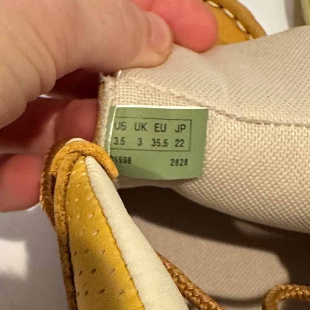 NWOT‎ Timberland Moe Toe Chukka Boots Children Boys Size 3.5